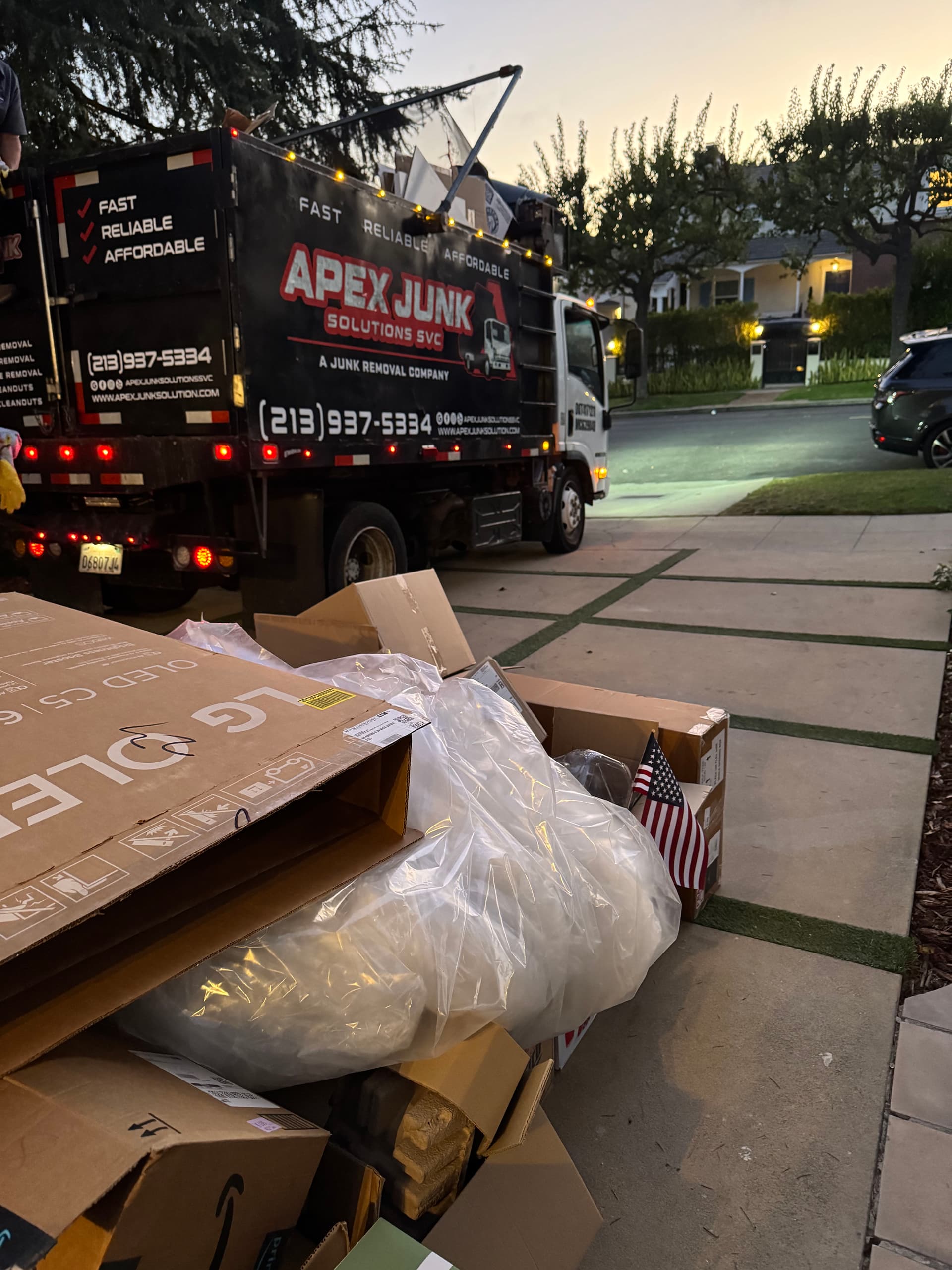 Gallery photos for Late-Night Cardboard Box Removal in Westwood Los Angeles: Image #3