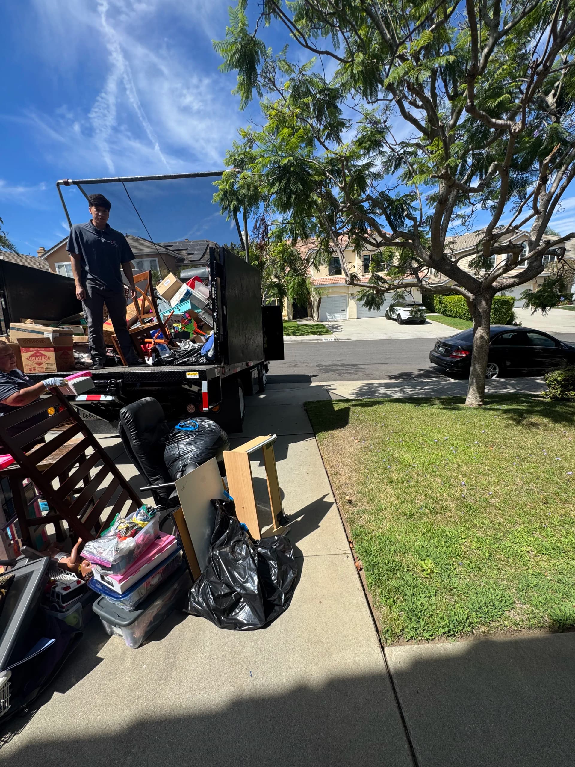 Gallery photos for Garage Cleanout Done Right in Baldwin Hills Los Angeles: Image #3