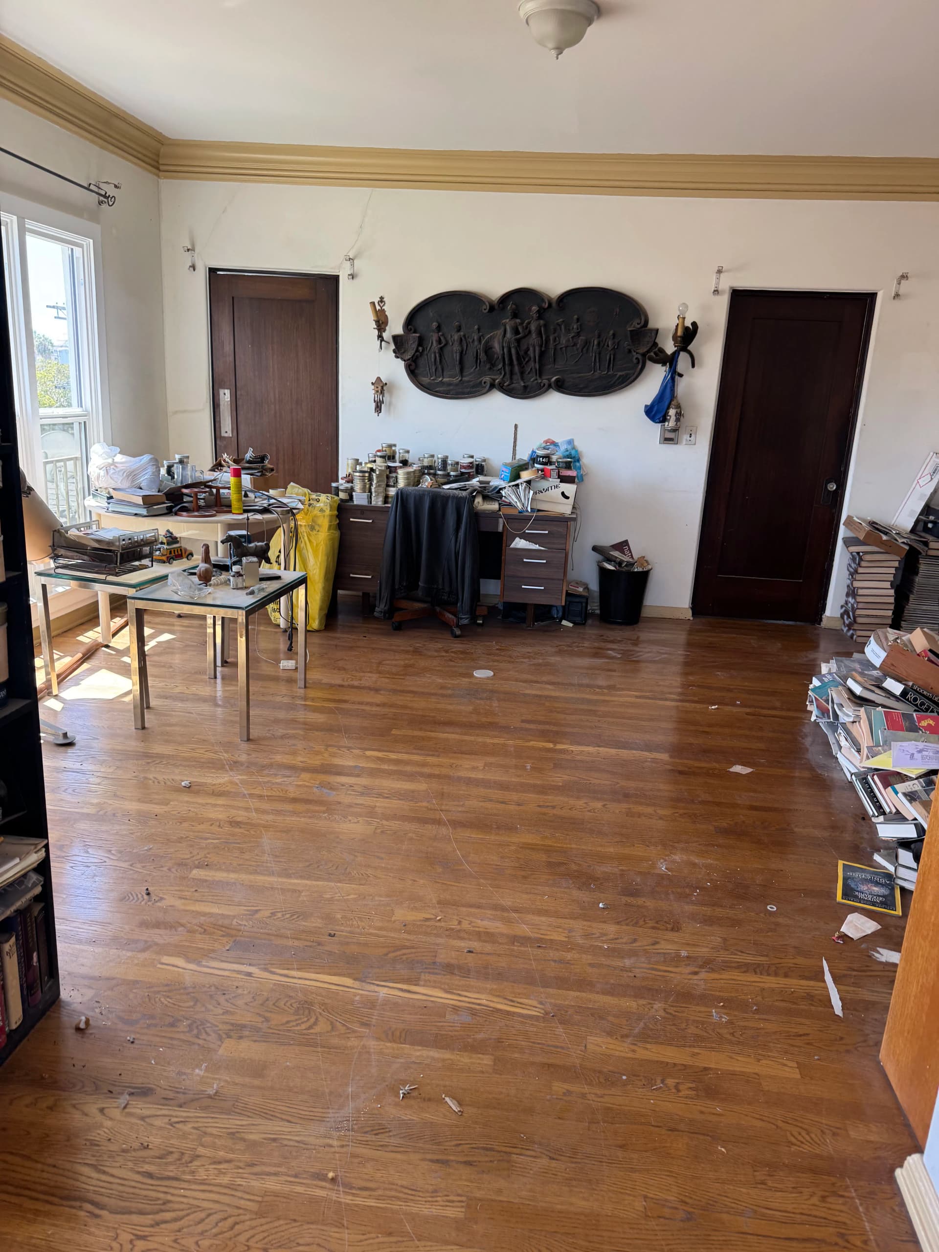 Gallery photos for 5-Floor Apartment Cleanout in Los Angeles Nobody Else Wanted to Touch: Image #2