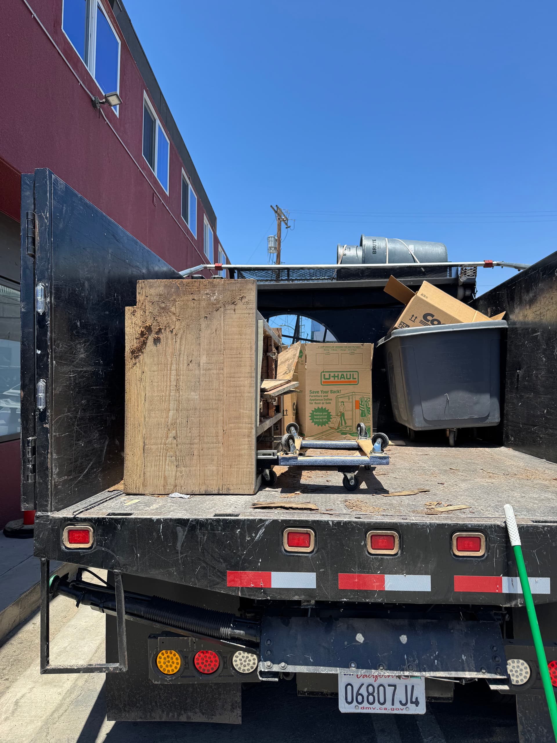 Gallery photos for Heavy Furniture and Mirror Removal in West Hollywood: Image #1