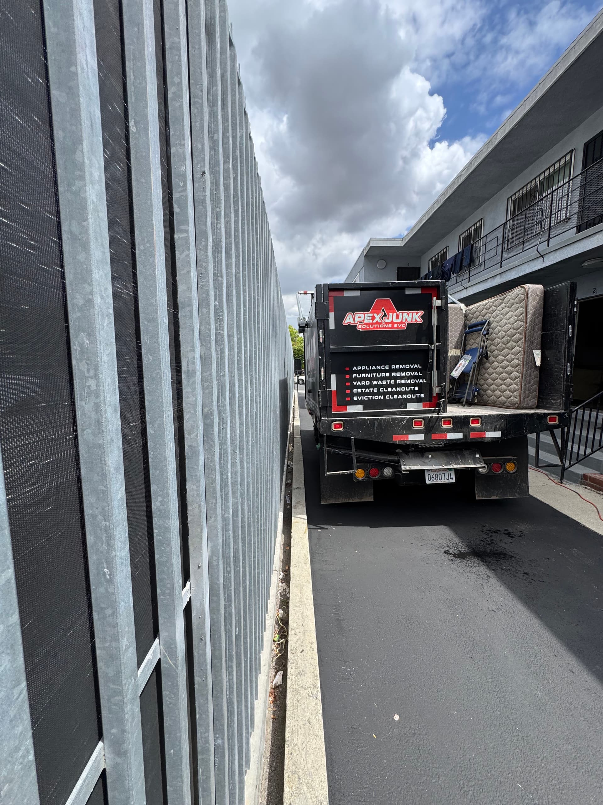 Tight Driveway Furniture Removal in South Los Angeles image