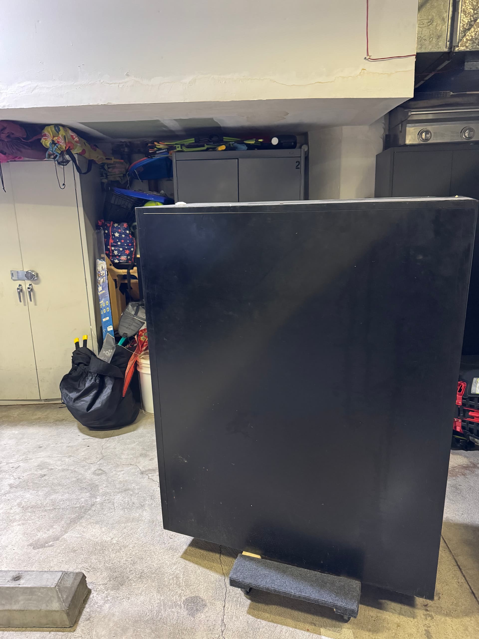 File Cabinet Removal Clears Up Space in Downtown Long Beach image