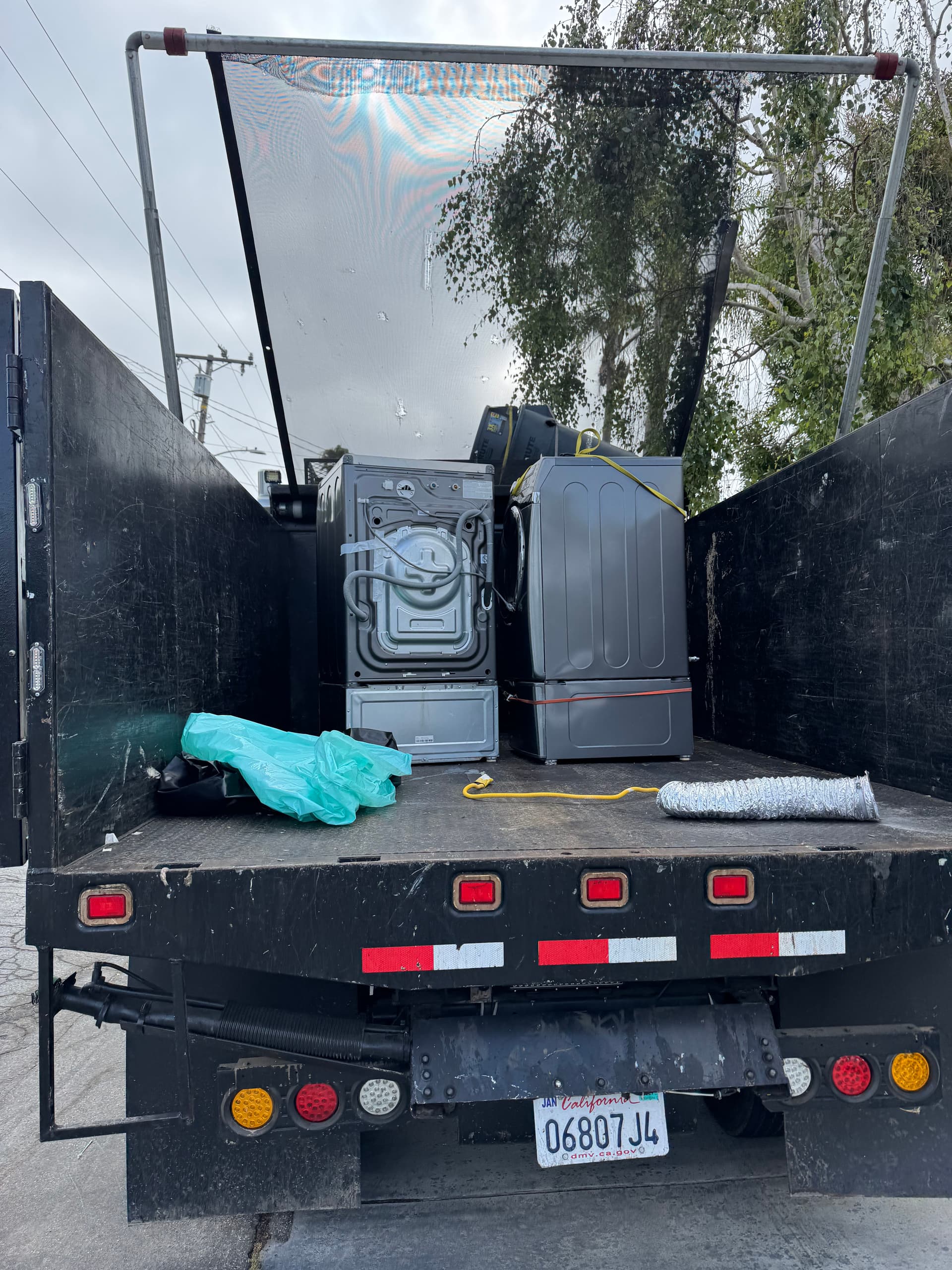 Gallery photos for Washer and Dryer Removal Done Right in Manhattan Beach: Image #2