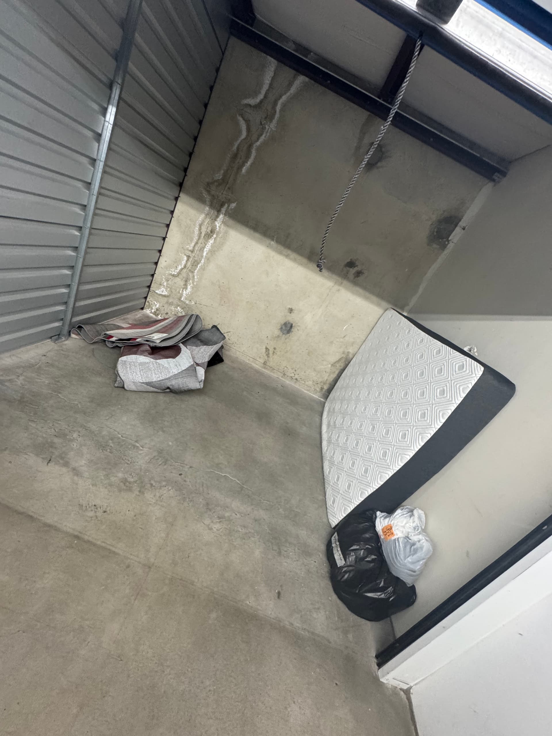 Gallery photos for Mattress Removal in Redondo Beach and Hawthorne - Two Jobs, One Run: Image #6