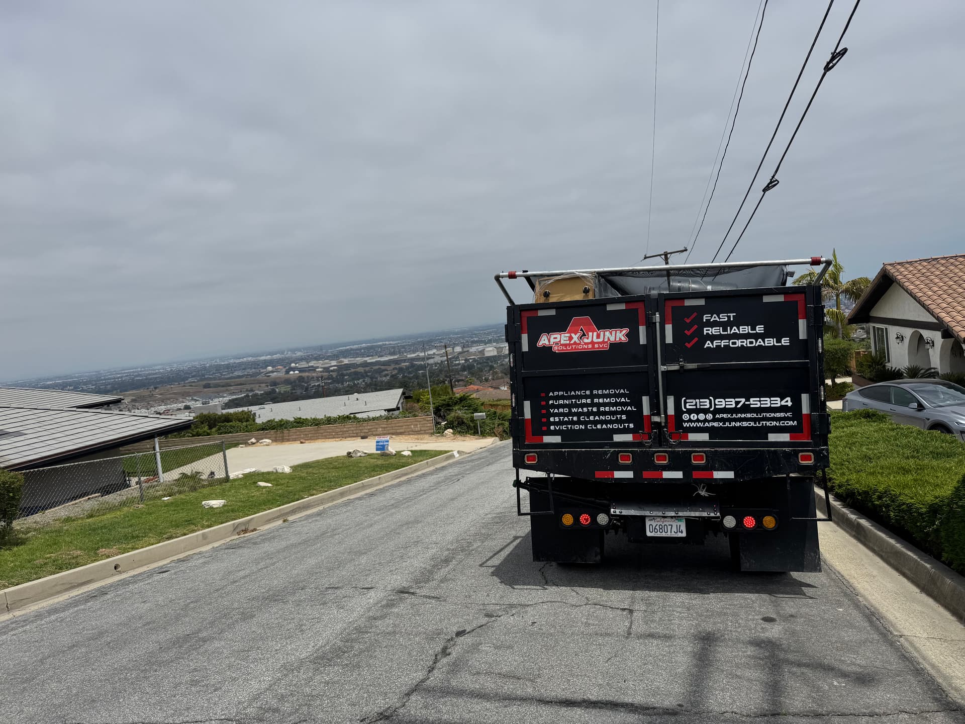 POD Cleanout and Junk Removal in Rancho Palos Verdes image