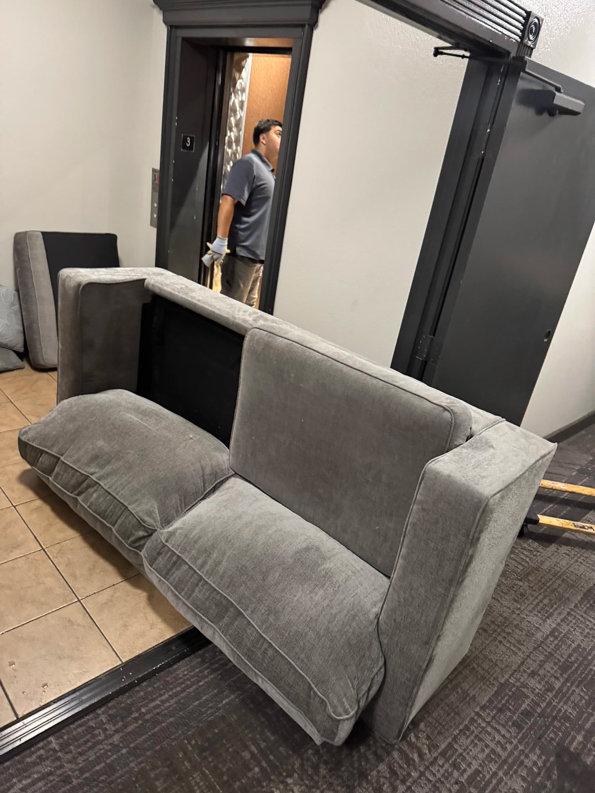 Gallery photos for Couch Removal in the Rain - Los Angeles Gets It Done: Image #1