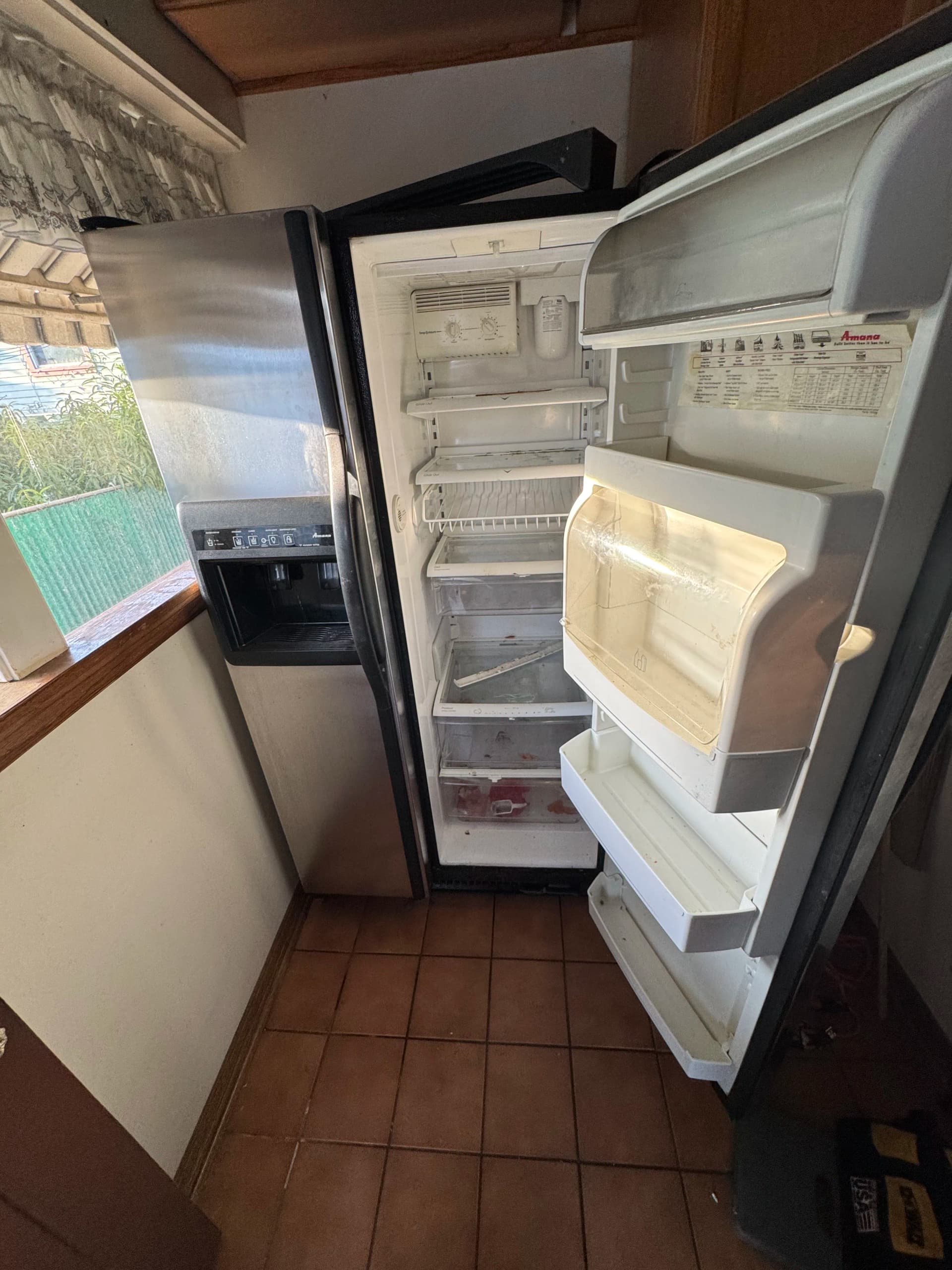 Gallery photos for Refrigerator Removal in Los Feliz That Required Some Extra Work: Image #4