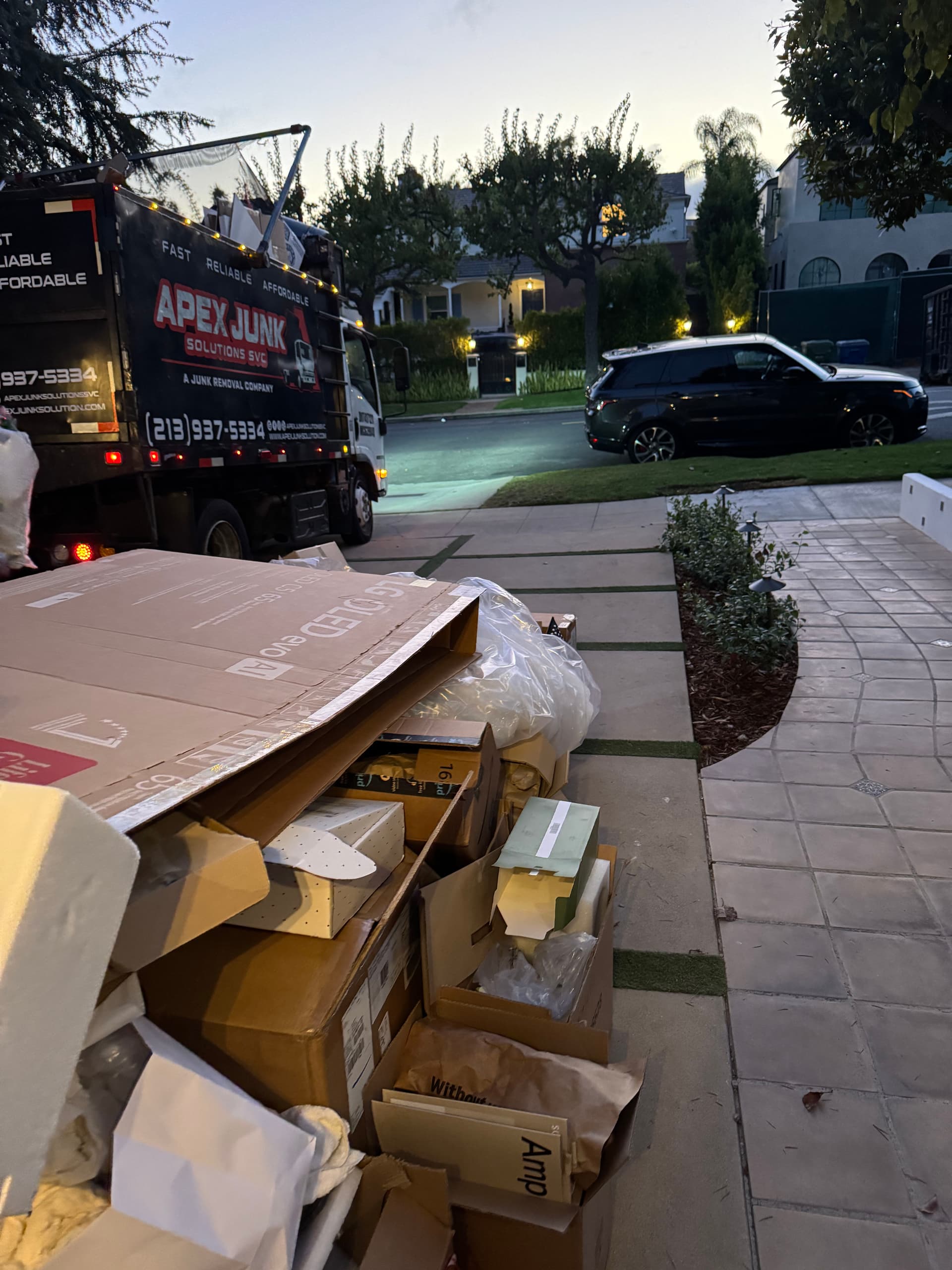 Gallery photos for Late-Night Cardboard Box Removal in Westwood Los Angeles: Image #2