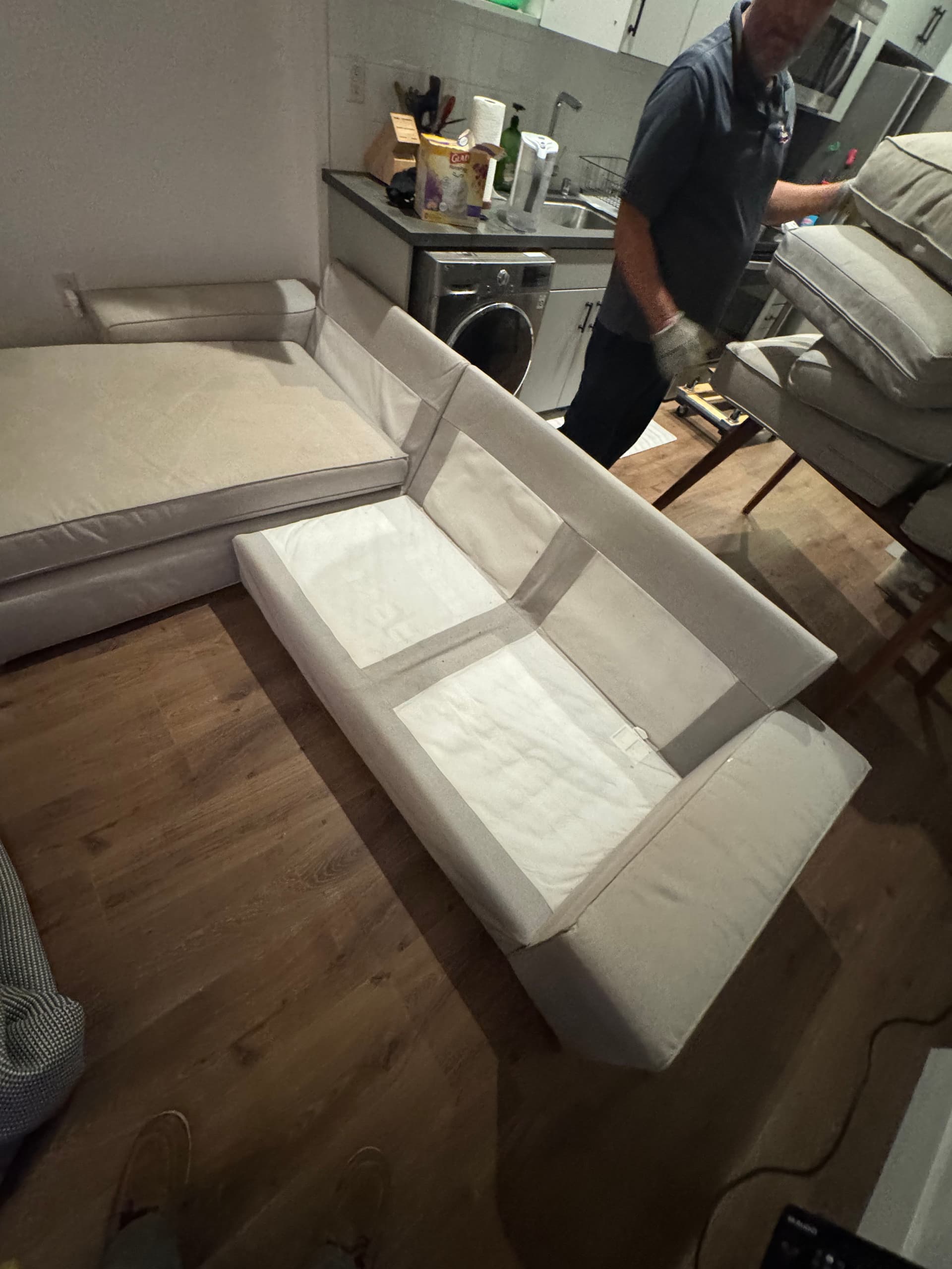 Gallery photos for Late-Night Furniture and Mattress Removal in Koreatown Los Angeles: Image #1