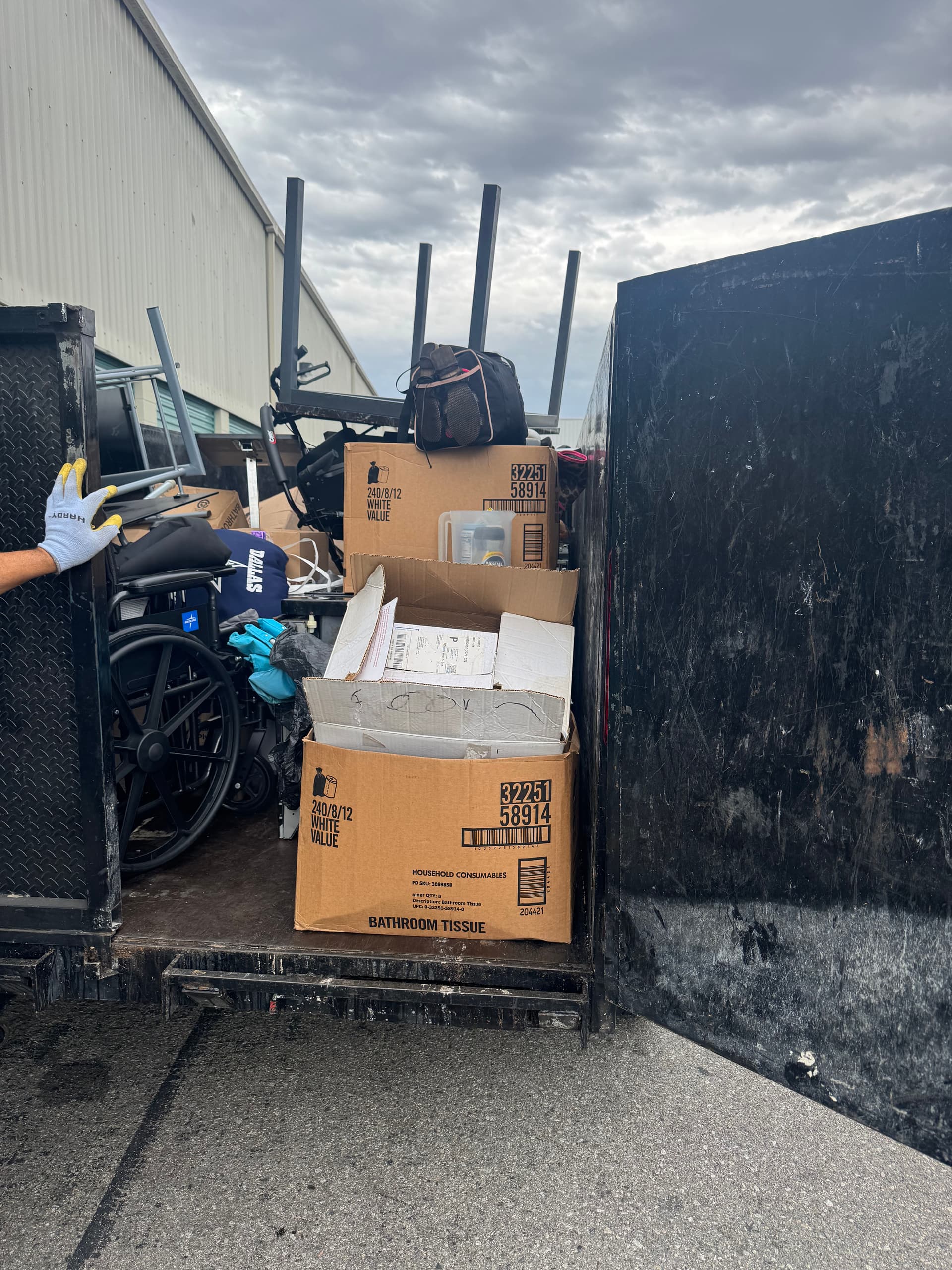 Gallery photos for Storage Unit Cleanout Completed in Gardena CA: Image #2