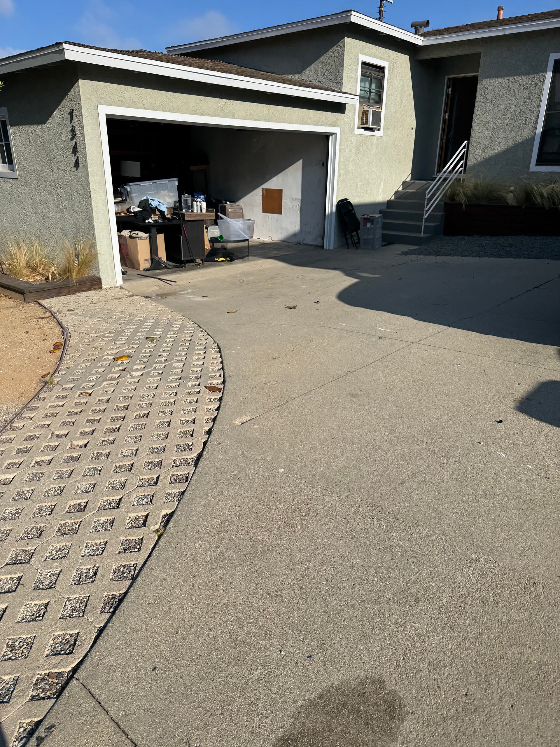 Gallery photos for Full Garage Cleanout for College Move-Out in Westchester CA: Image #4