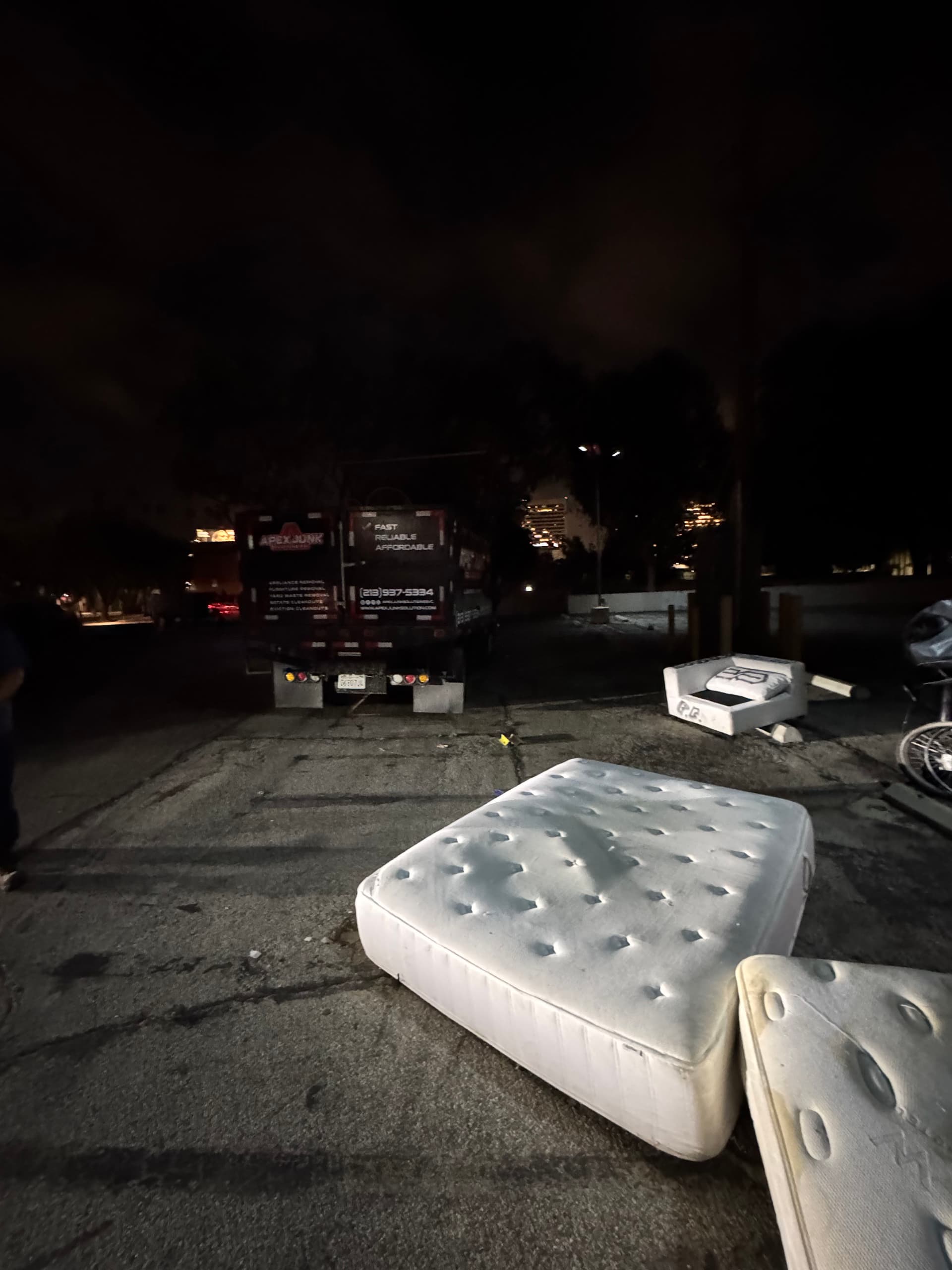 Gallery photos for Late-Night Production Cleanout in Sawtelle Los Angeles: Image #4