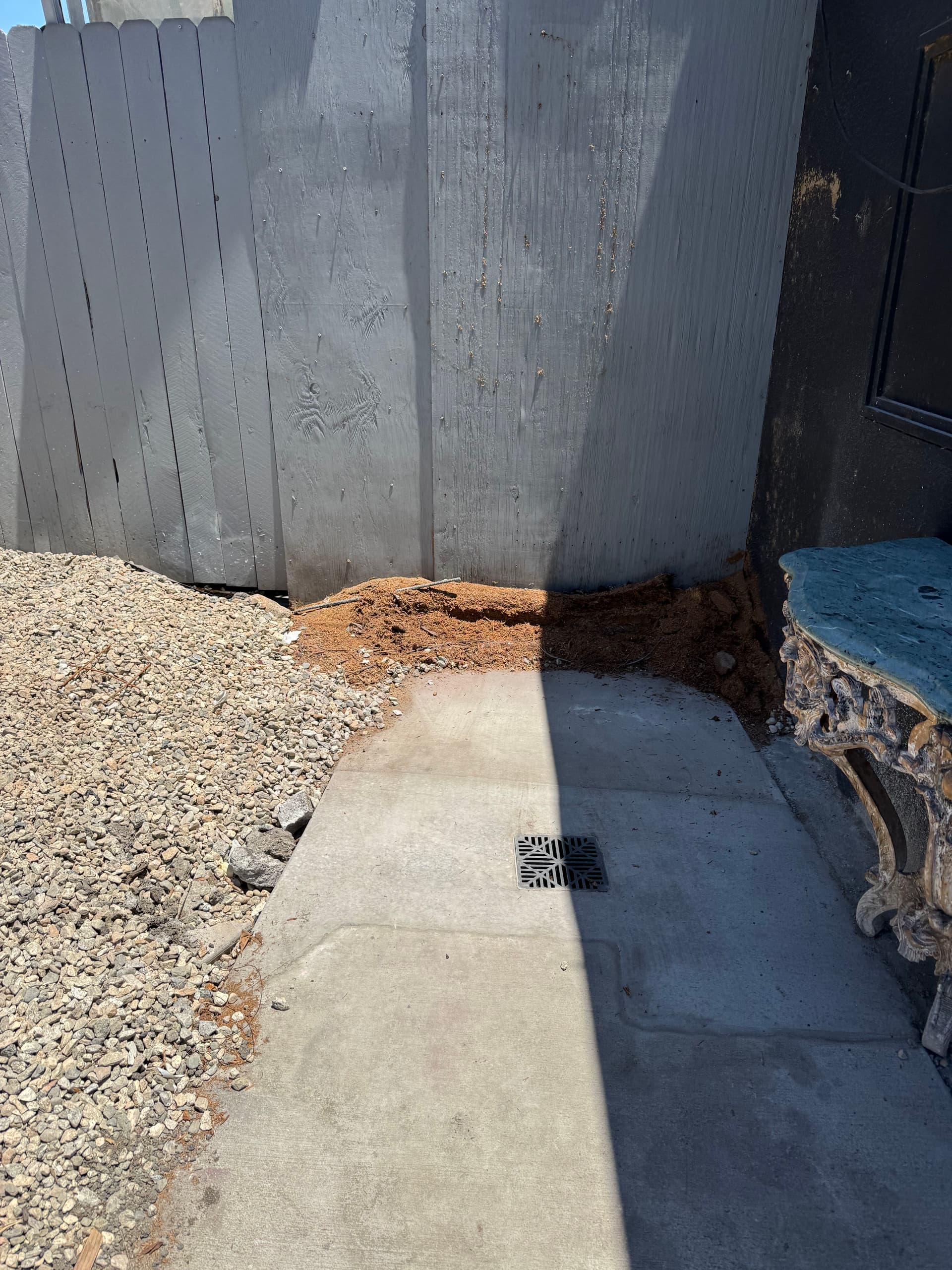 Gallery photos for Heavy Furniture and Mirror Removal in West Hollywood: Image #2