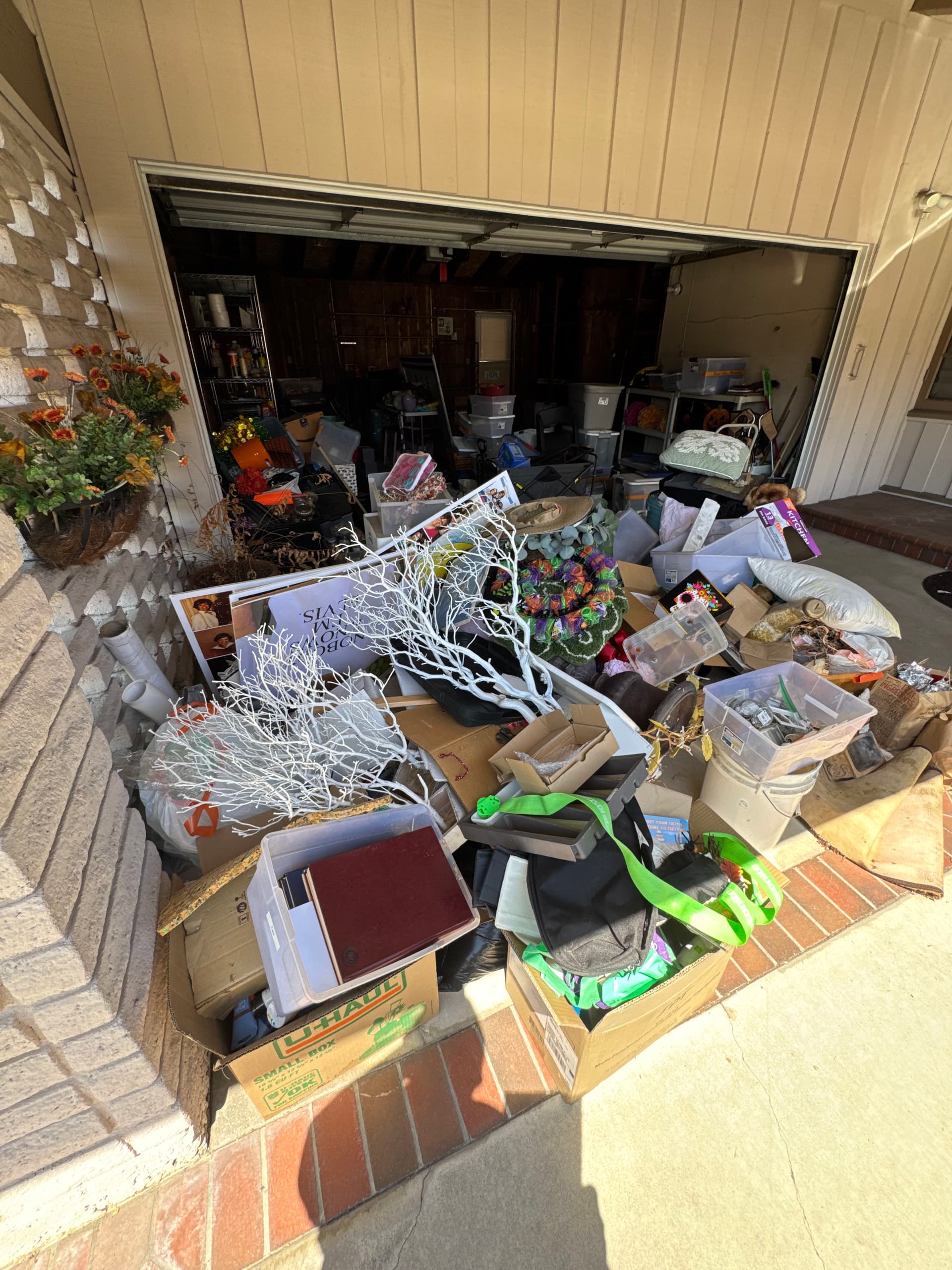 Estate Garage Cleanout in Cerritos Gets the Full Treatment image