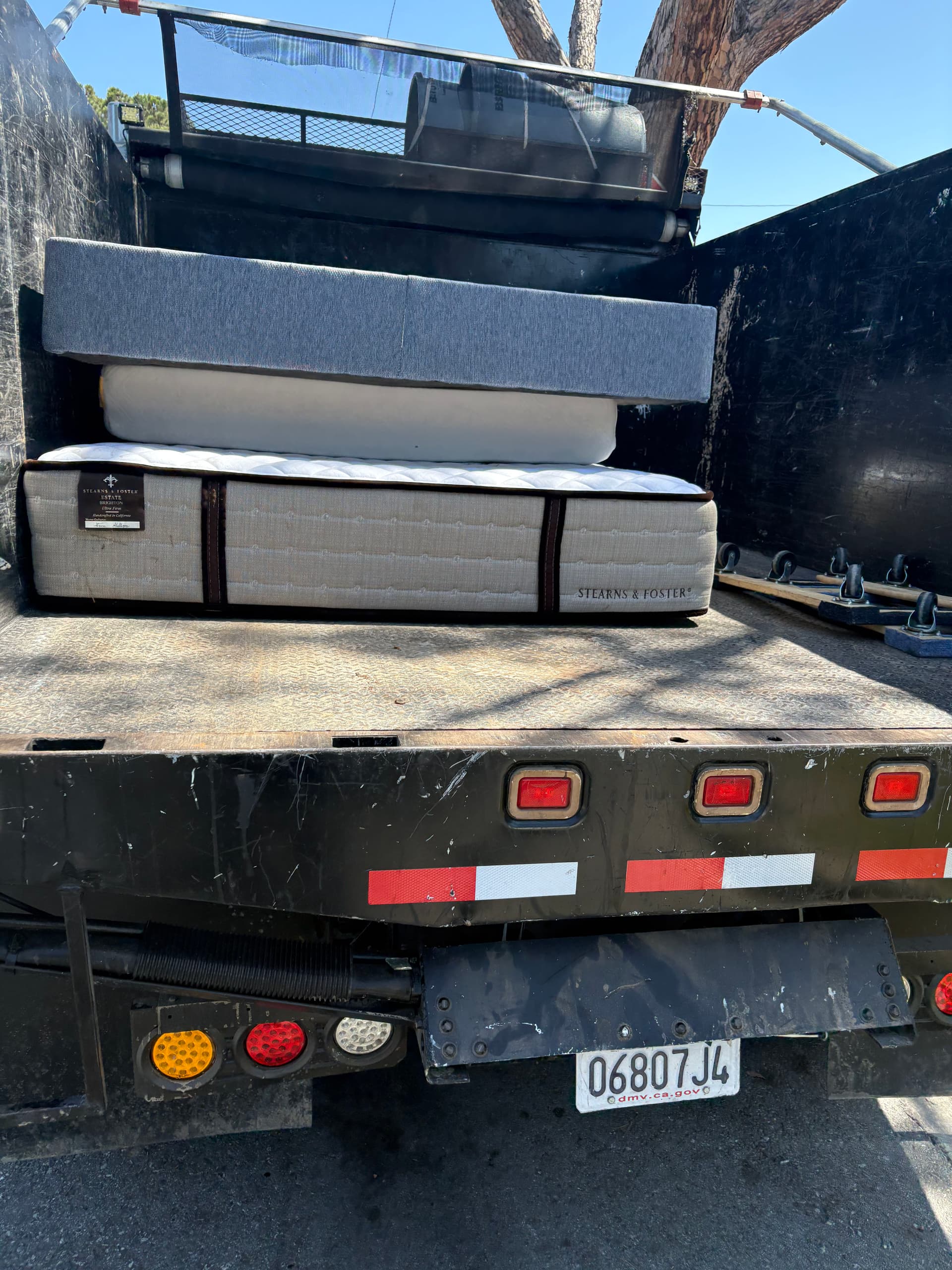 Mattress and Box Spring Removal Done Right in Lawndale image