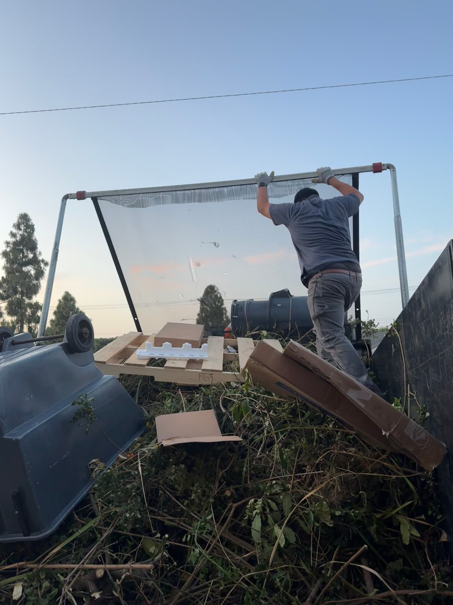 Gallery photos for Yard Debris and Pallet Removal Done Right in Costa Mesa: Image #2