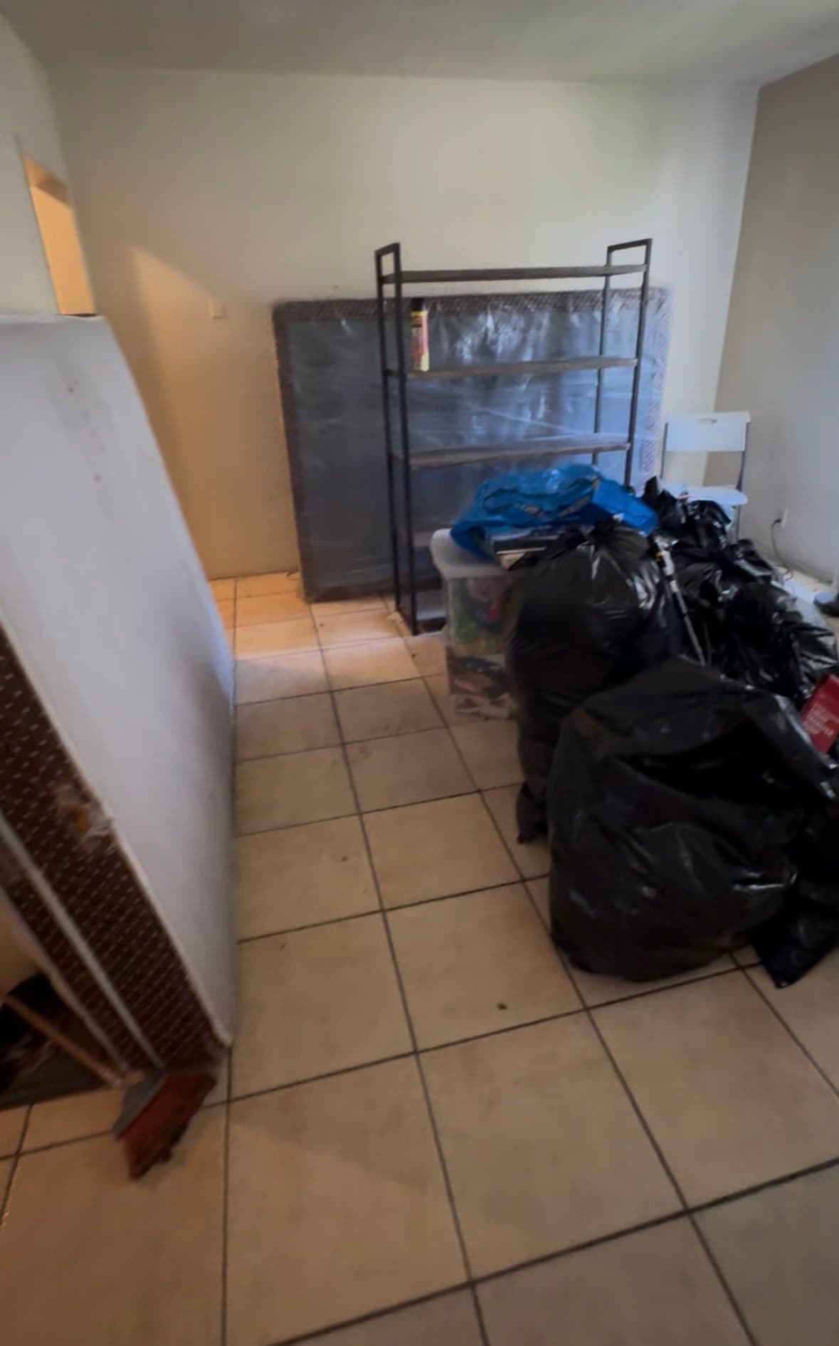 Gallery photos for Repeat Customer Garage Cleanout in Long Beach: Image #1