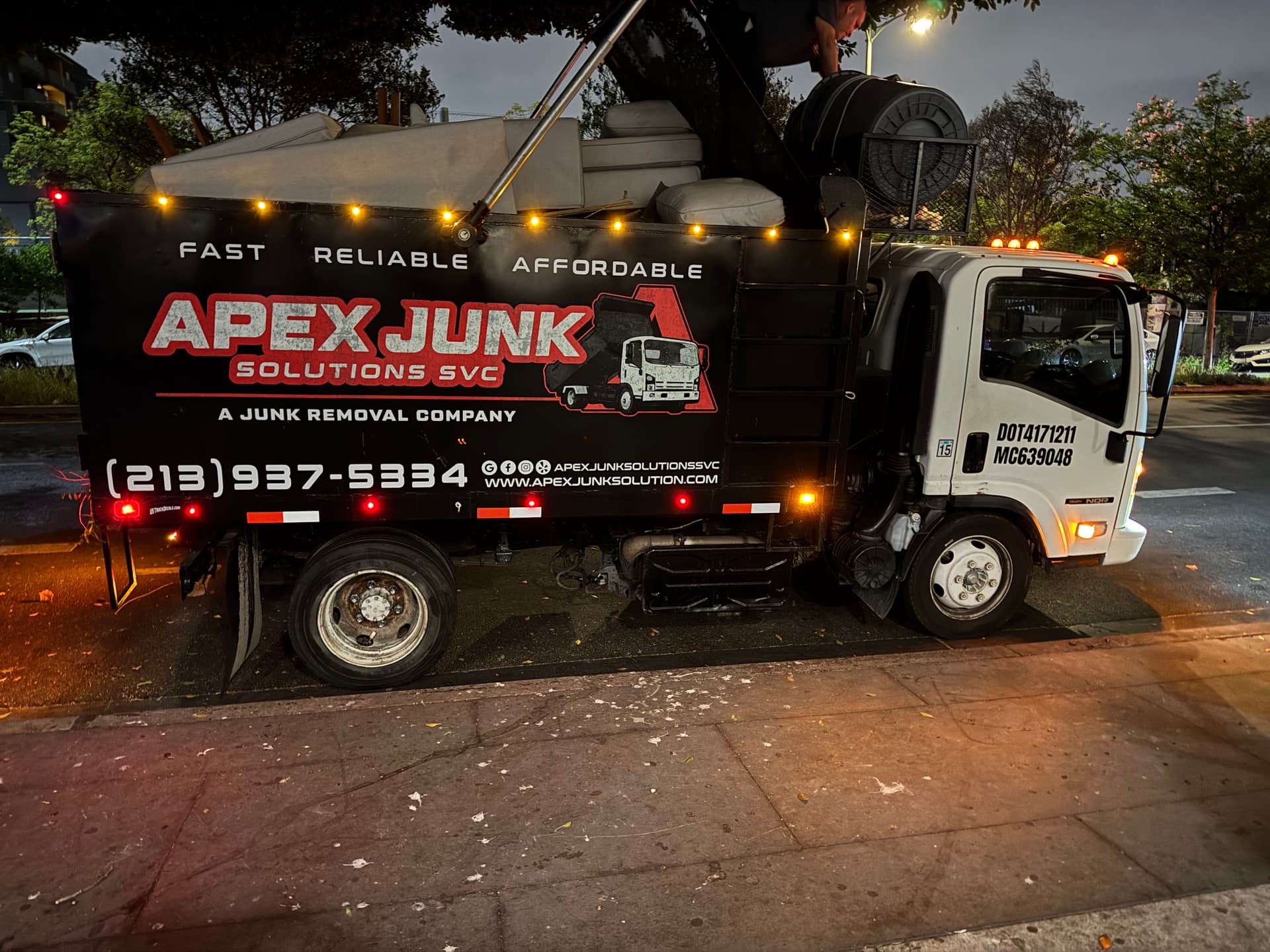 Gallery photos for Late-Night Furniture and Mattress Removal in Koreatown Los Angeles: Image #3