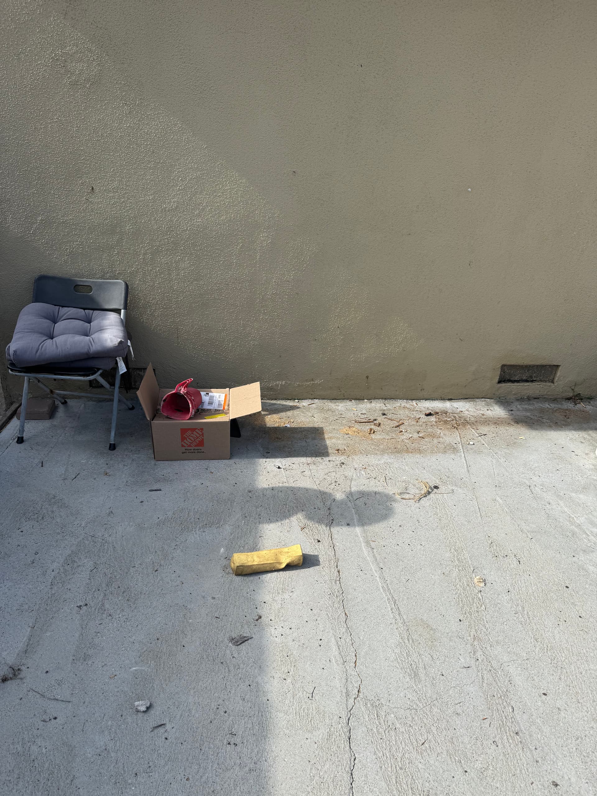 Gallery photos for Backyard Cleanout Clears Wood and Debris in Los Angeles: Image #6