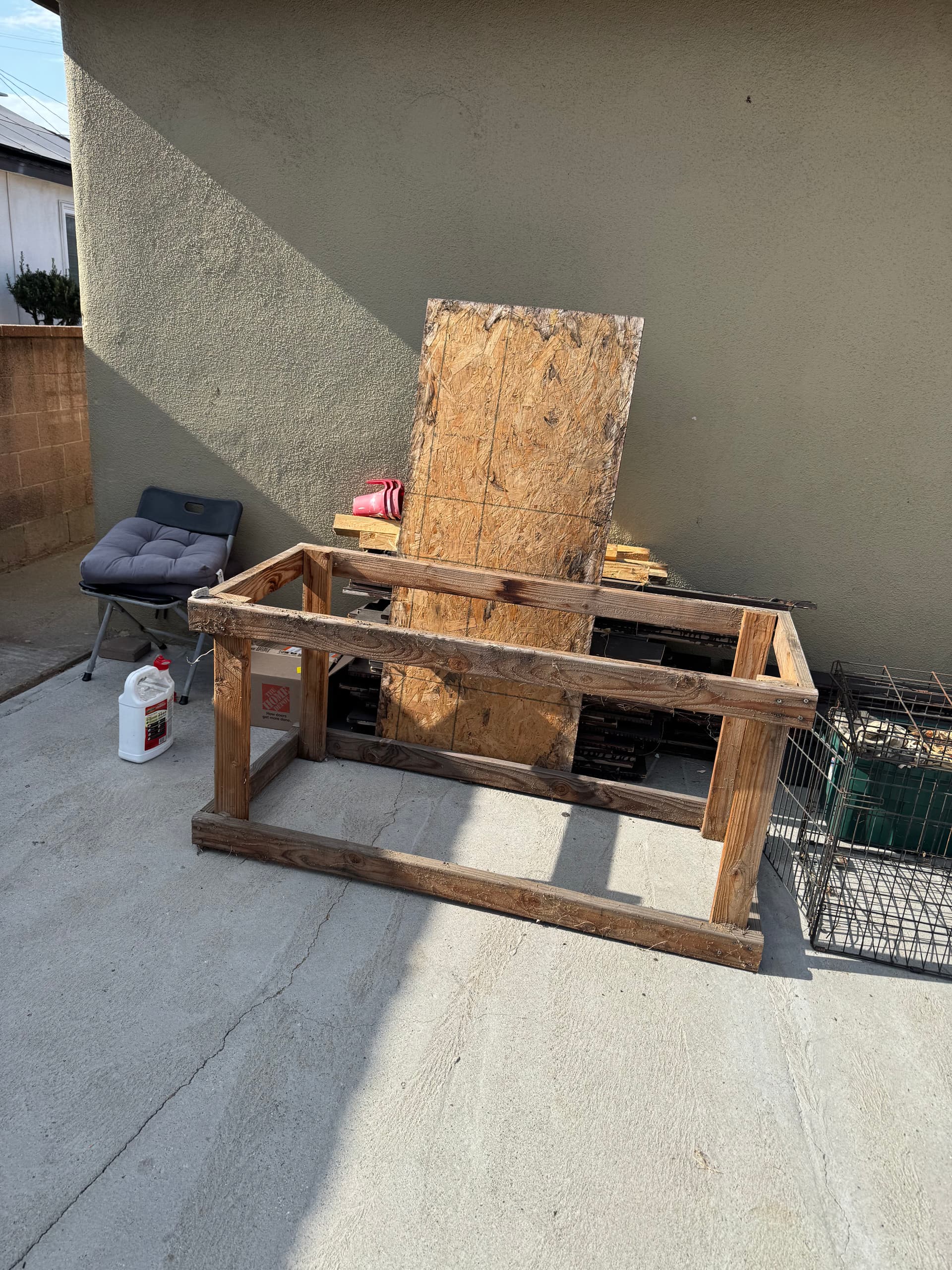 Gallery photos for Backyard Cleanout Clears Wood and Debris in Los Angeles: Image #1
