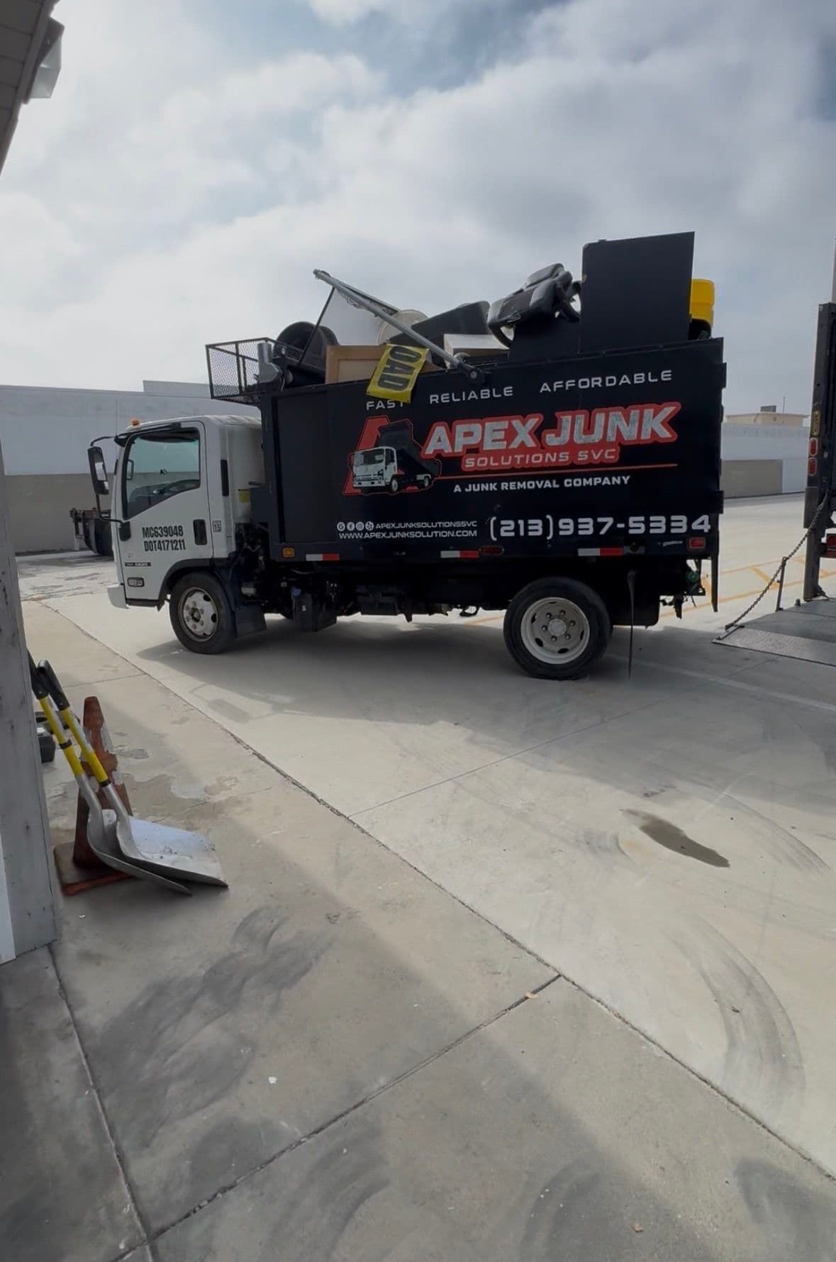 900 lb Vending Machine and Full Office Storage Cleanout in Downey CA image