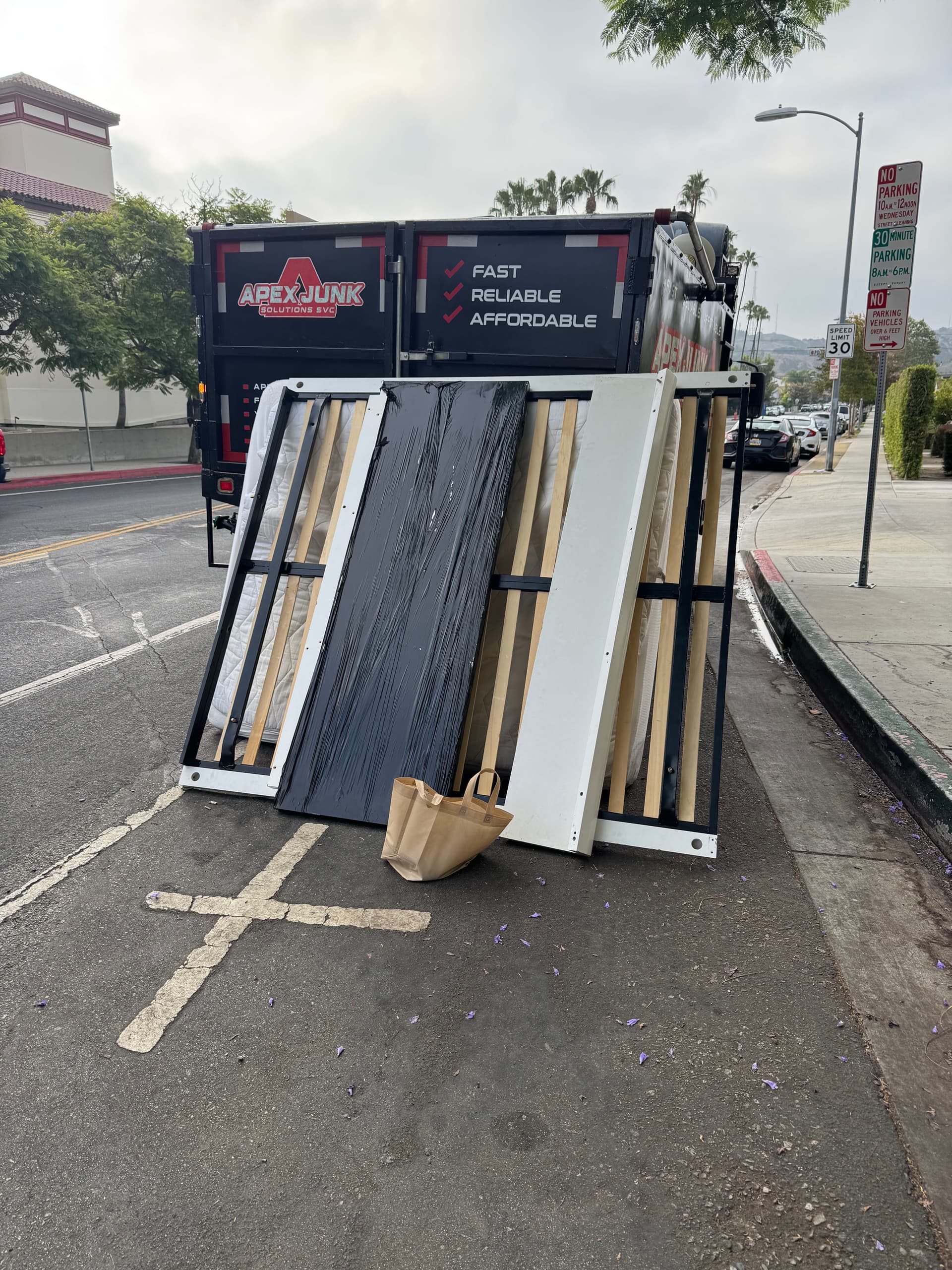 Gallery photos for Mattress and Bed Frame Removal Done Right in Culver City: Image #1