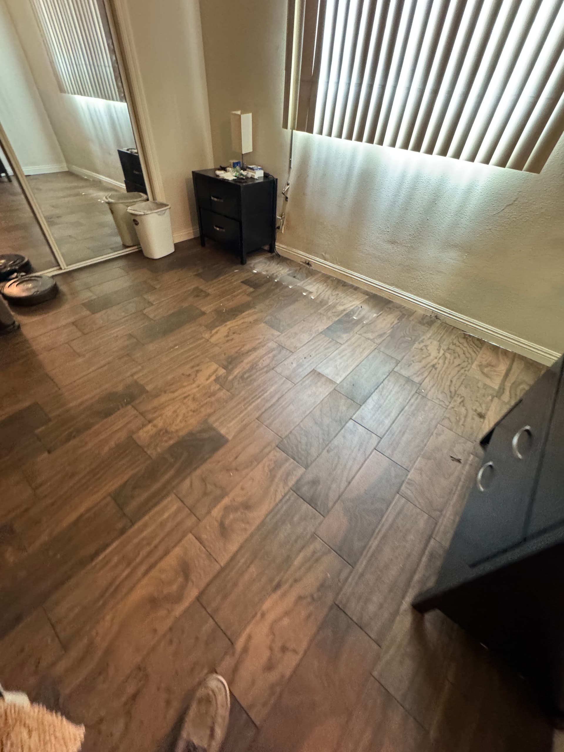 Gallery photos for Tight Driveway Furniture Removal in South Los Angeles: Image #3
