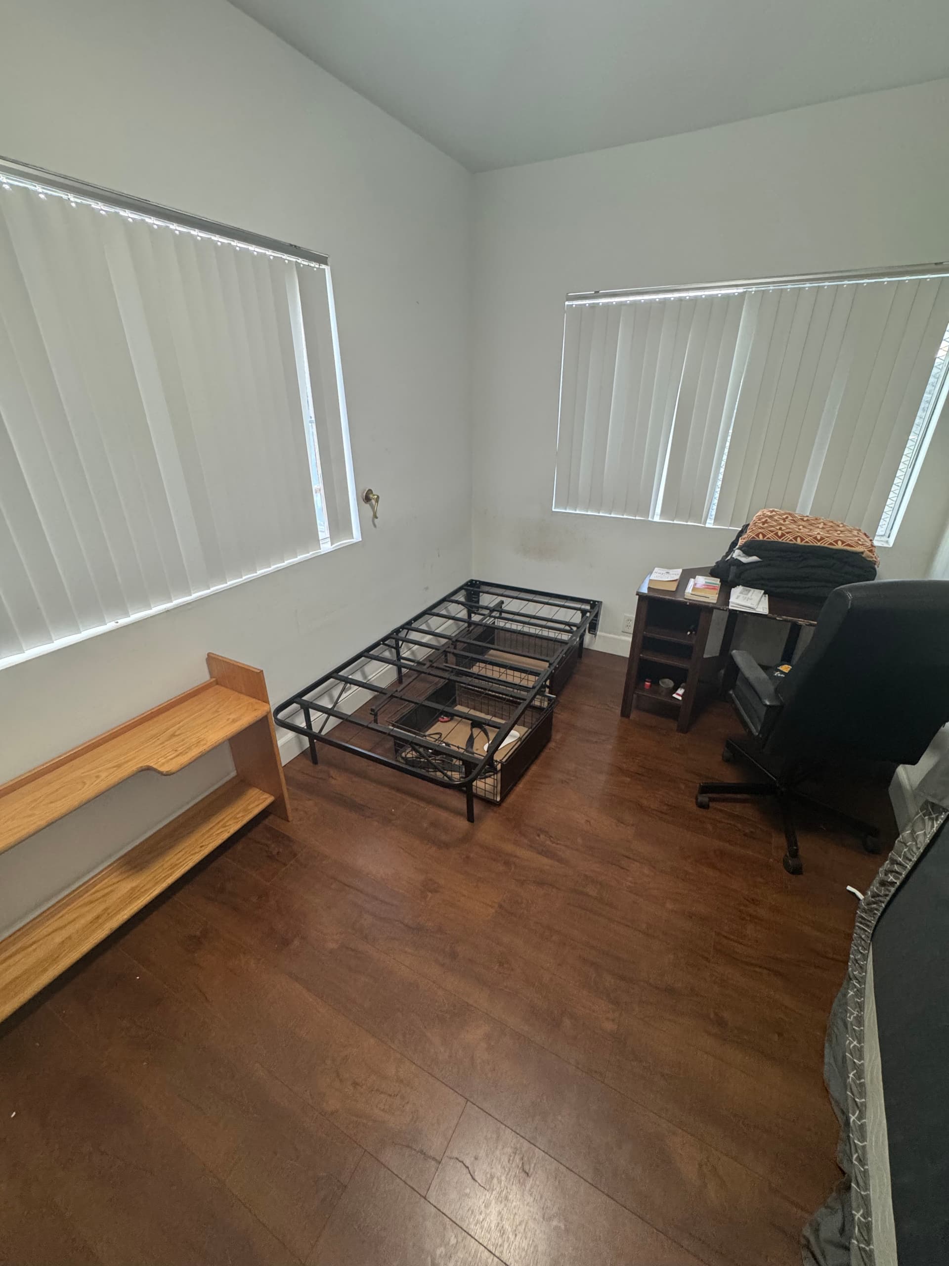 Gallery photos for Small Furniture Removal Clears Out a Full Room in Los Angeles: Image #2