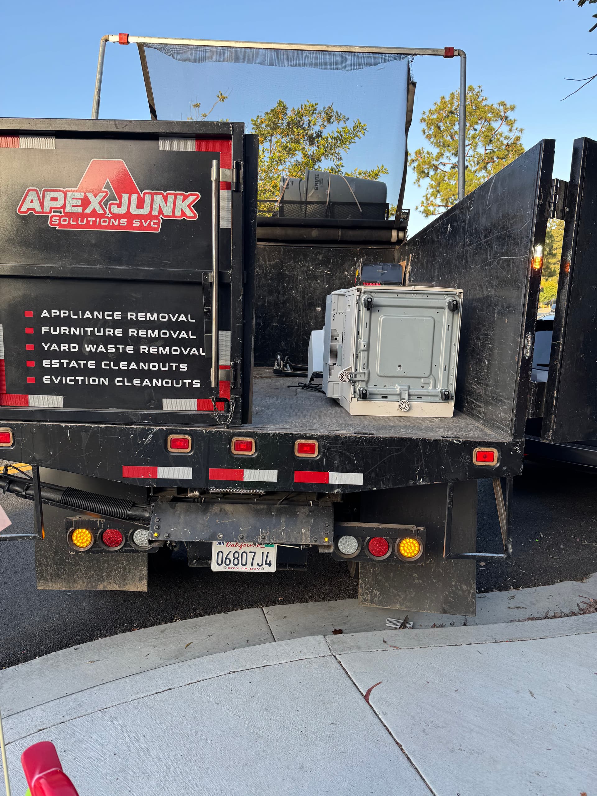 400 lb Xerox Machine Removed in Rolling Hills Estates image